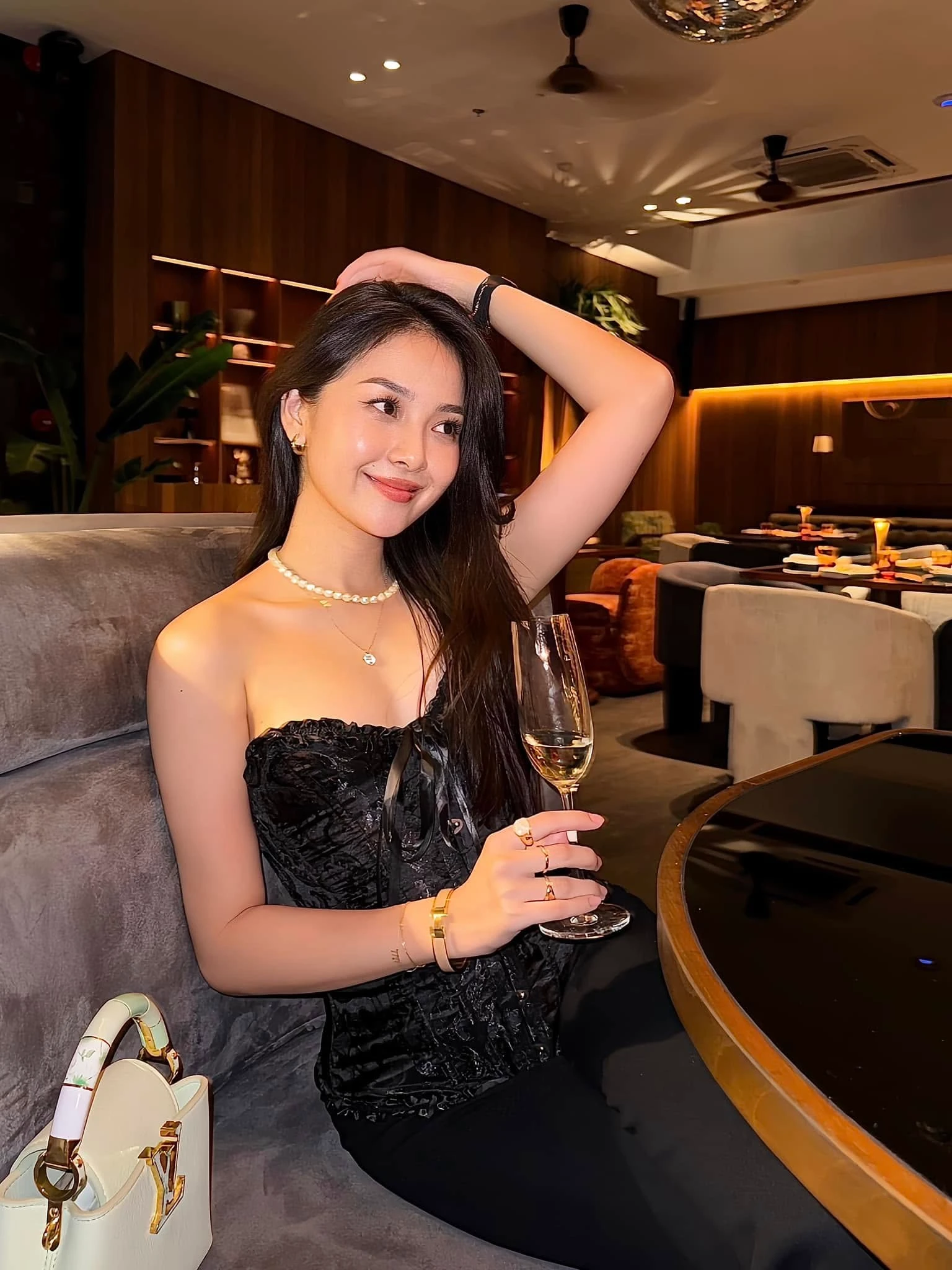 Lê tam triều dâng 7