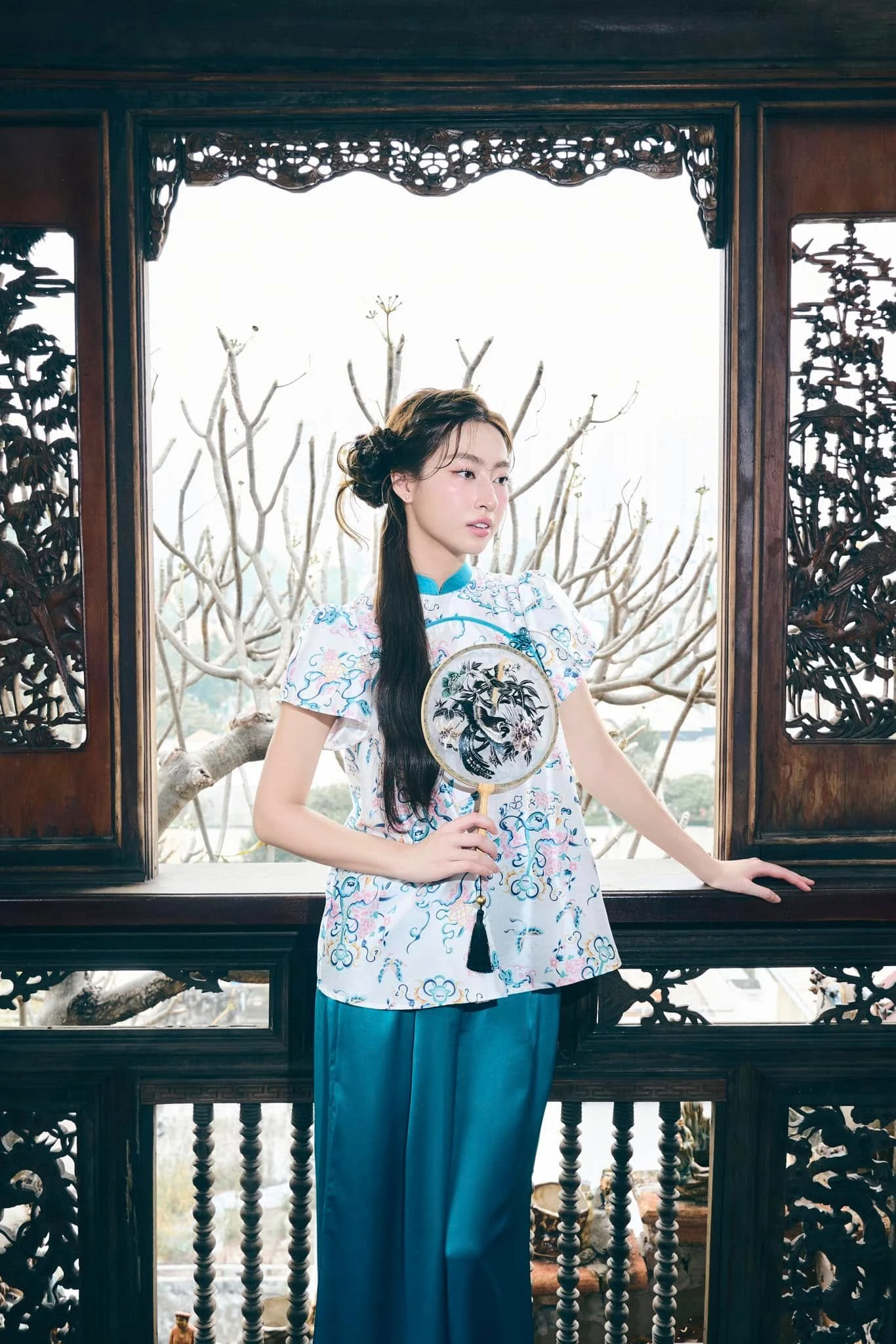 Lương thùy linh 1