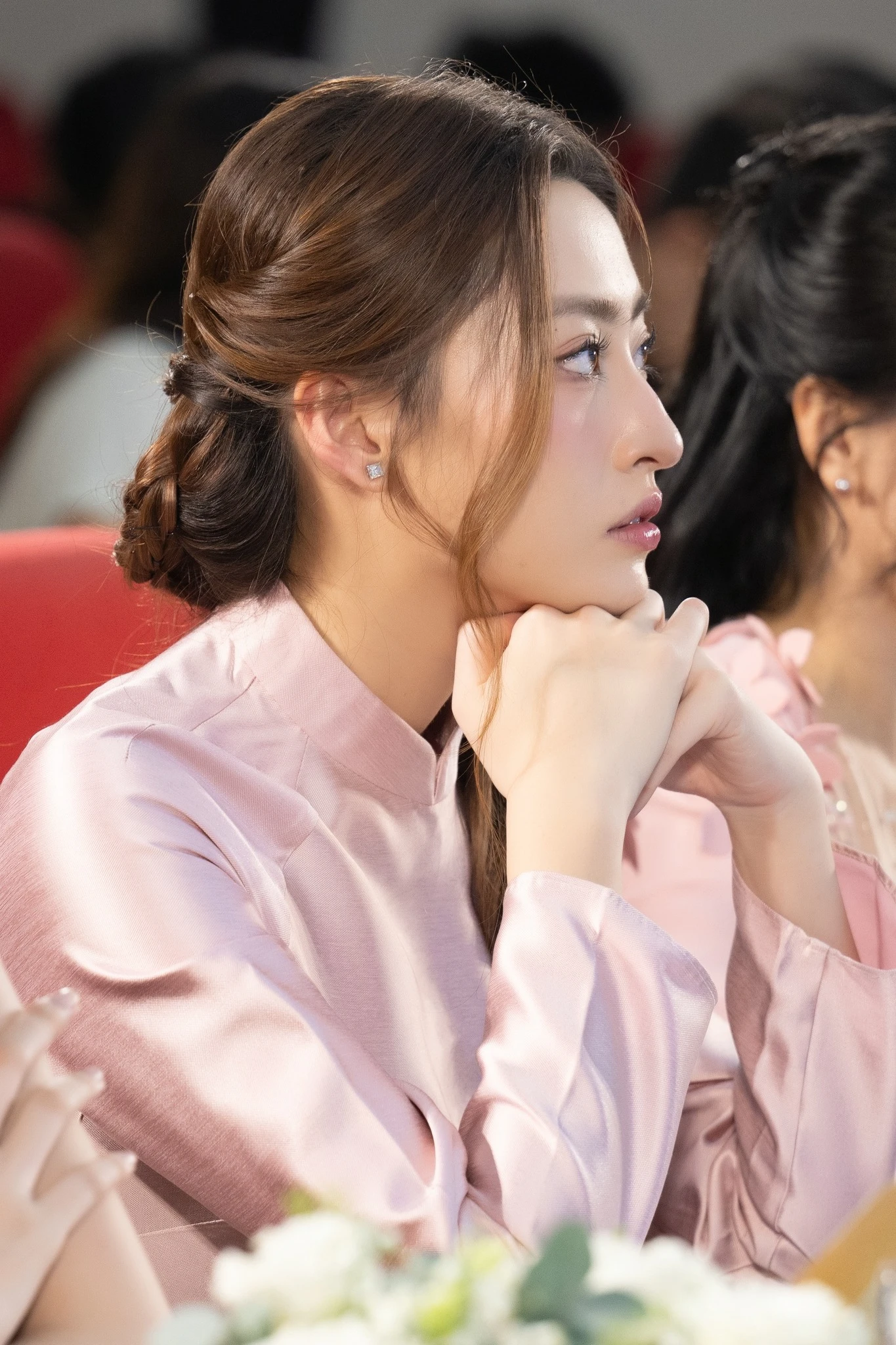 Lương thùy linh 4